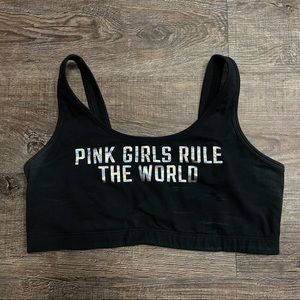 Victoria Secret PINK 2012 fashion show sports bra
